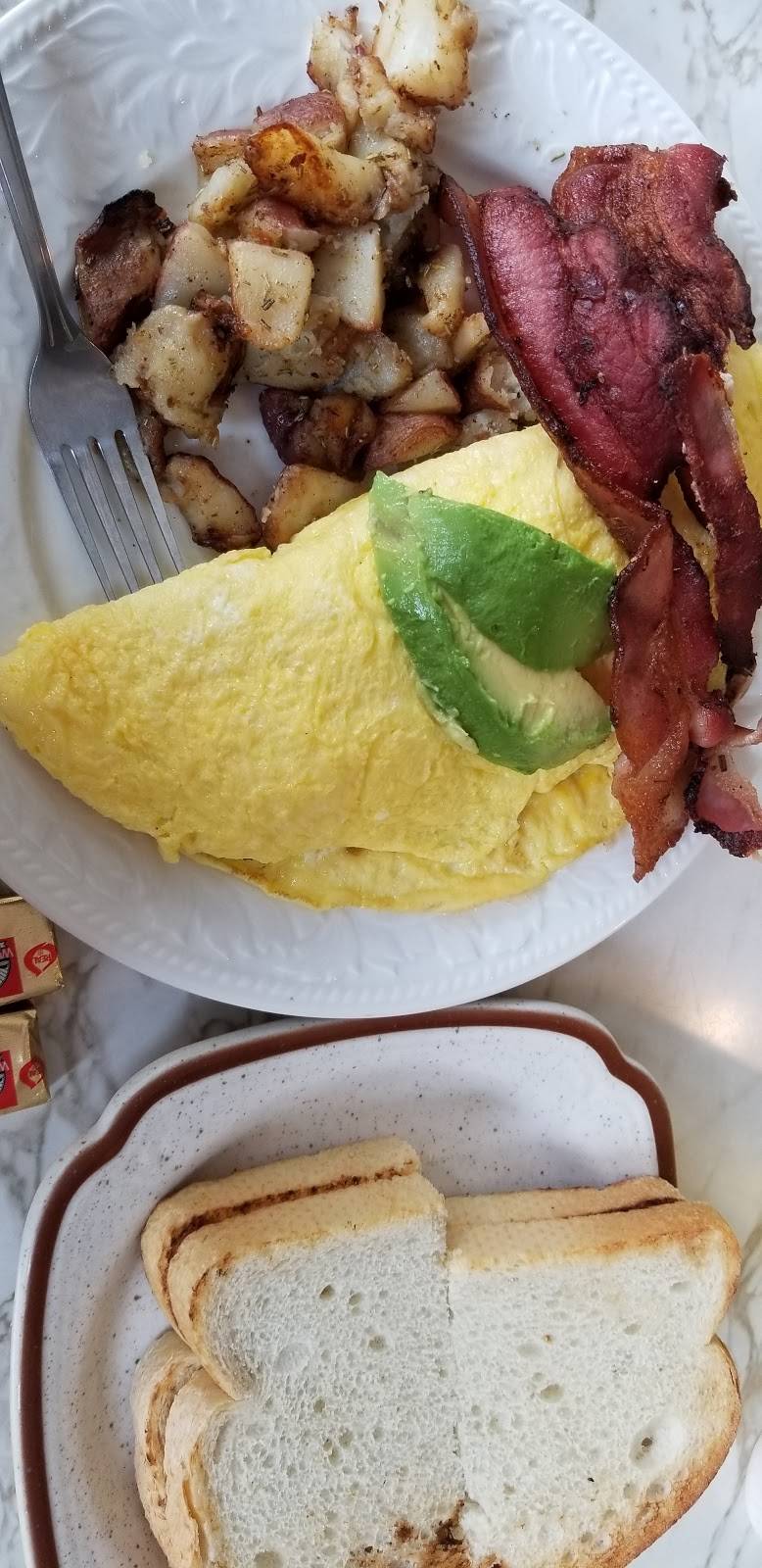 Heritage House Café | cafe | 303 Merchant St, Vacaville, CA 95688, USA | 7074483900 OR +1 707-448-3900