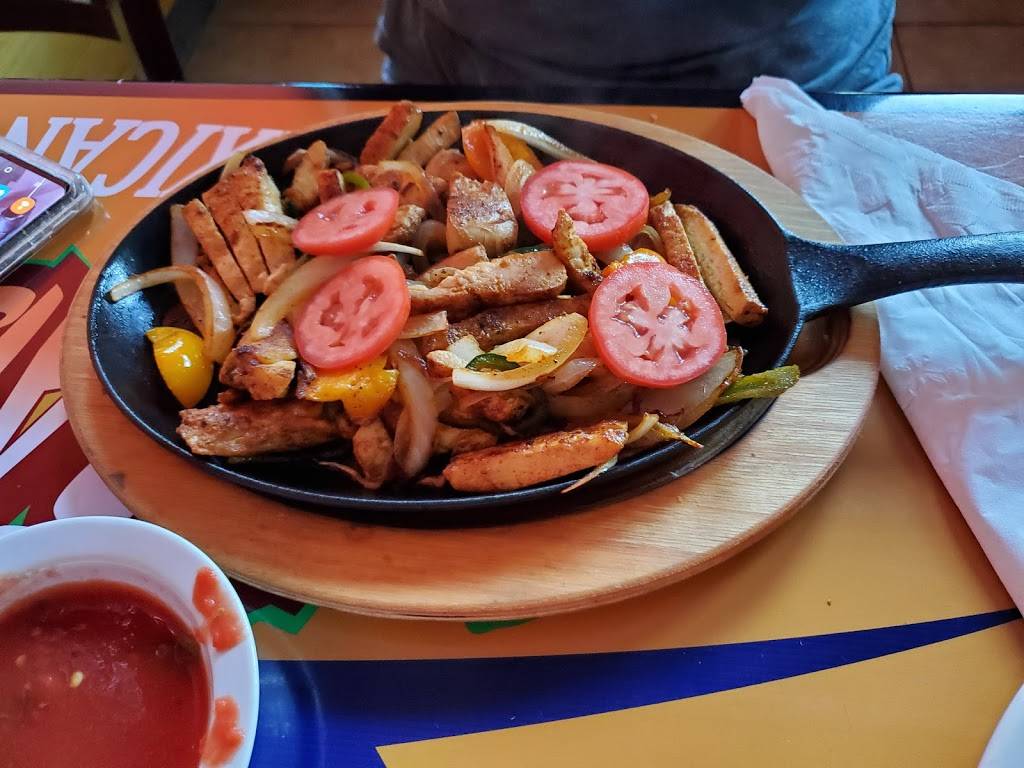 La Cabana Mexican Grill | restaurant | 31085 Riverside Dr, Lake Elsinore, CA 92530, USA | 9514713955 OR +1 951-471-3955