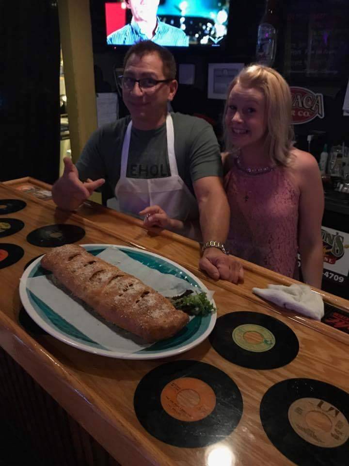 Flynns Roadhouse Cafe | restaurant | 1928 E Shore Dr, Lansing, NY 14882, USA | 6073194709 OR +1 607-319-4709