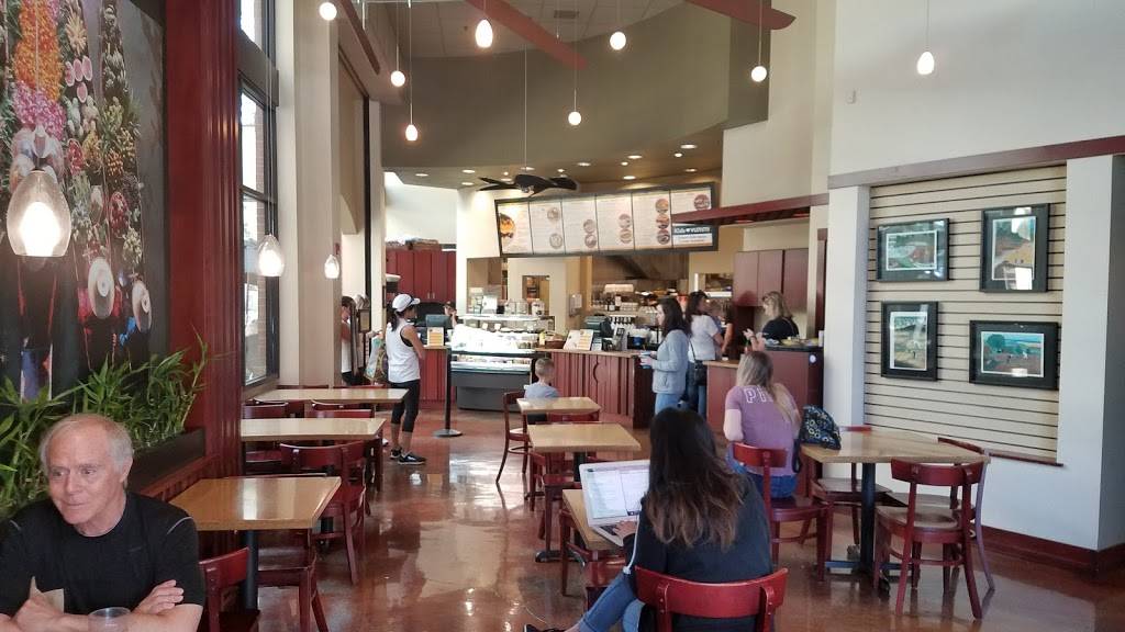 Cafe Yumm! | restaurant | 130 Oakway Center, Eugene, OR 97401, USA | 5414659866 OR +1 541-465-9866