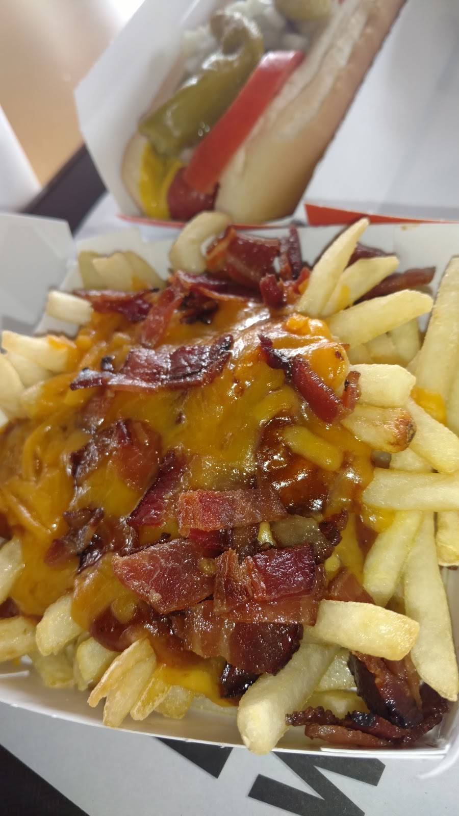 Wienerschnitzel | restaurant | 18284 Collier Ave #200, Lake Elsinore, CA 92530, USA | 9516745817 OR +1 951-674-5817