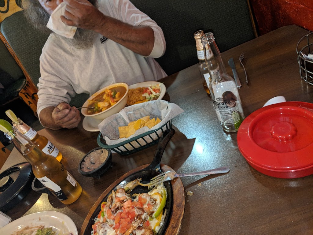 Fiesta Mexican Restaurant | restaurant | 807 Sidney Ave, Sterling, CO 80751, USA | 9705260401 OR +1 970-526-0401