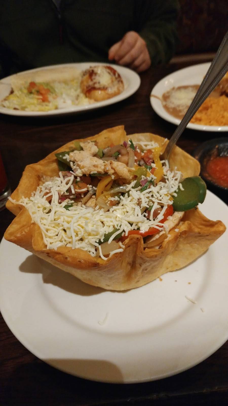 Don Juans Mexican Restaurant | restaurant | 43 S Talbert Blvd, Lexington, NC 27292, USA | 3362493328 OR +1 336-249-3328