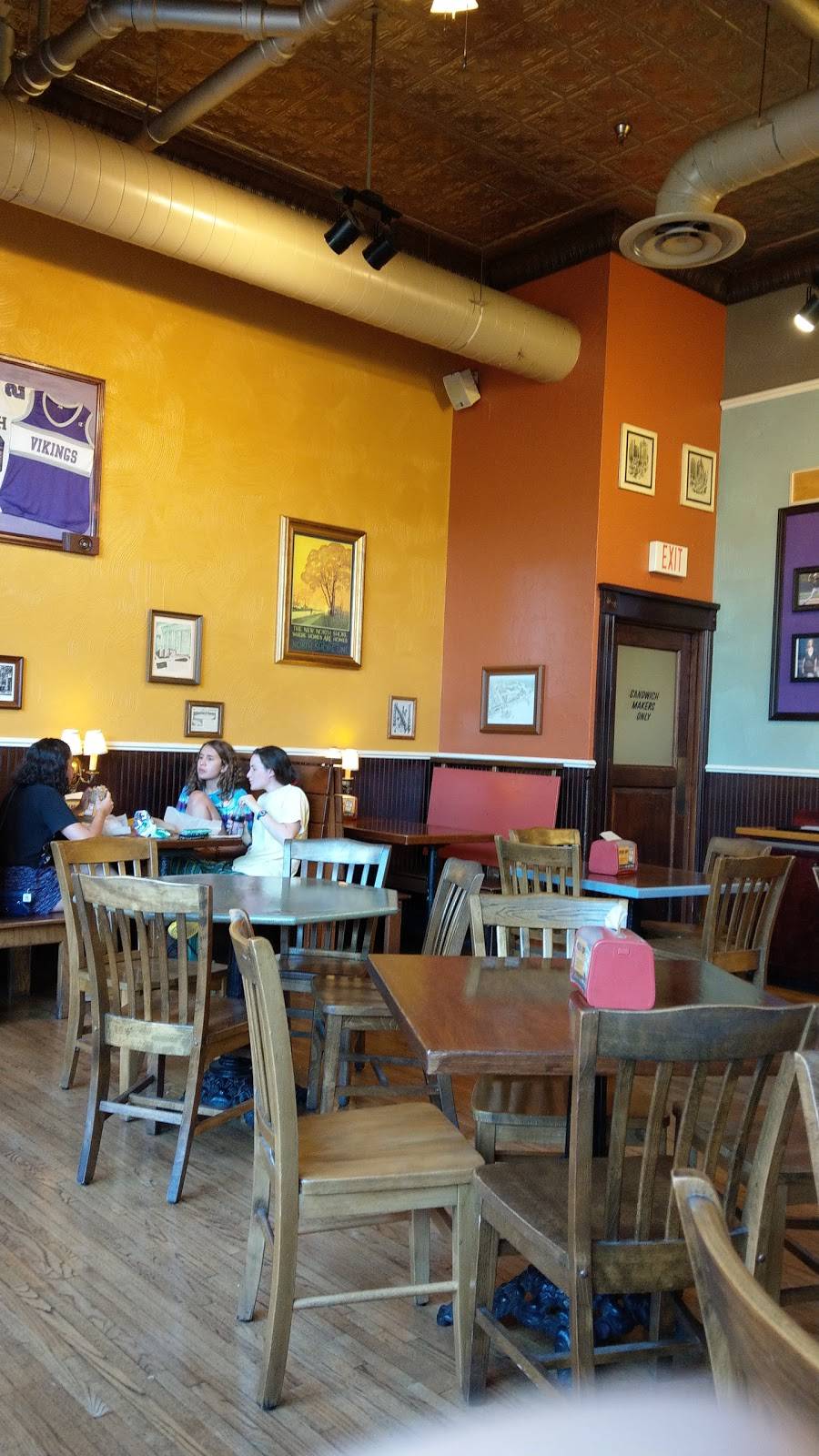 Potbelly Sandwich Shop | restaurant | 4999 Old Orchard Shopping Center, Skokie, IL 60077, USA | 8476744440 OR +1 847-674-4440