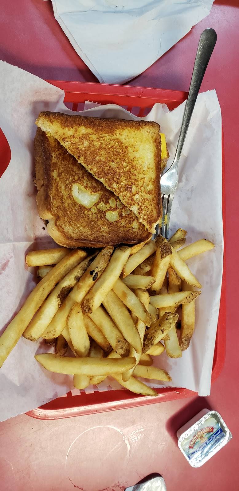 Coffee Shoppe | restaurant | 5275 US-280, Harpersville, AL 35078, USA | 2056722278 OR +1 205-672-2278