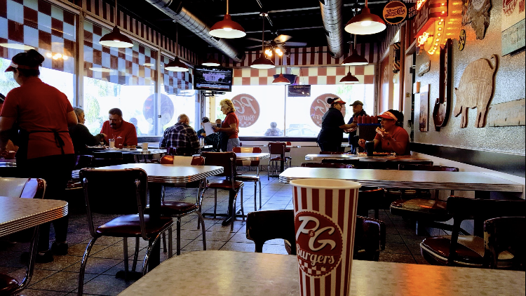 P & G Burgers | restaurant | 190 W Valley Blvd, Colton, CA 92324, USA | 9098249630 OR +1 909-824-9630