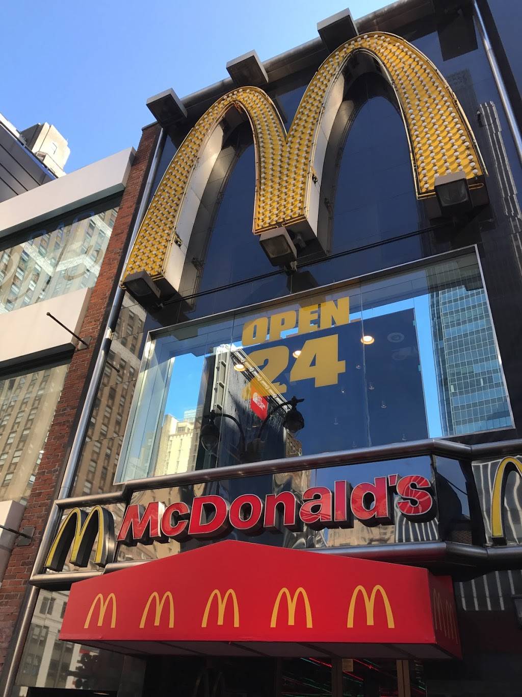 McDonalds | cafe | 429 7th Ave, New York, NY 10001, USA | 2127367890 OR +1 212-736-7890