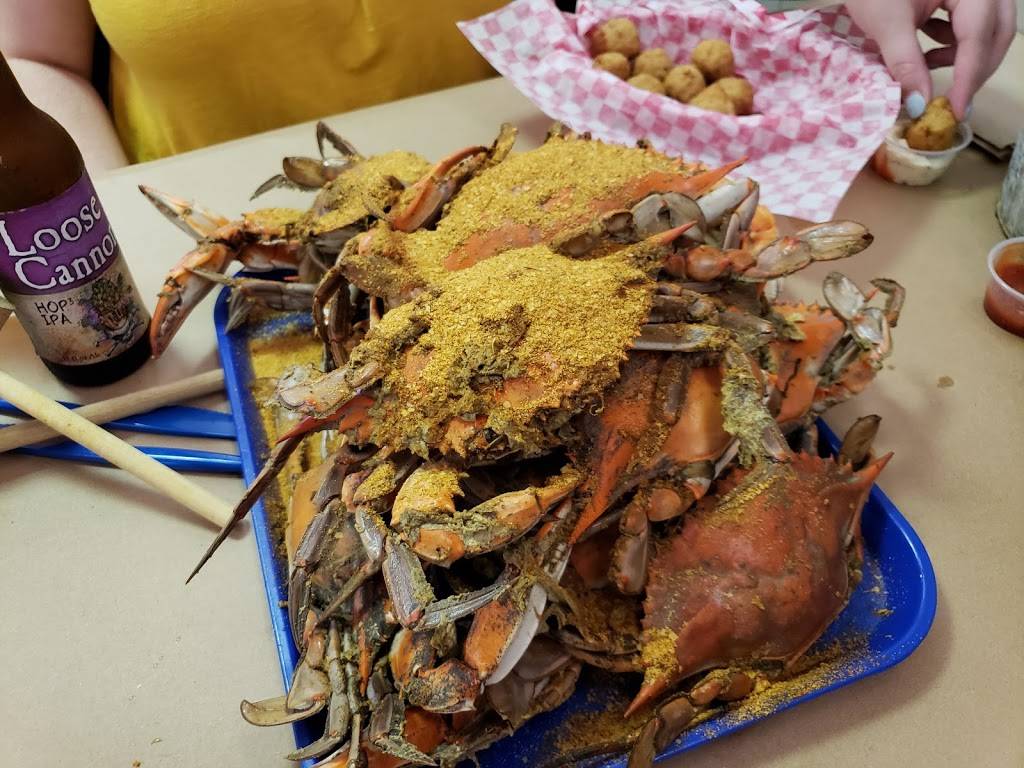 Bethesda Crab House | restaurant | 4958 Bethesda Ave, Bethesda, MD 20814, USA | 3016523382 OR +1 301-652-3382