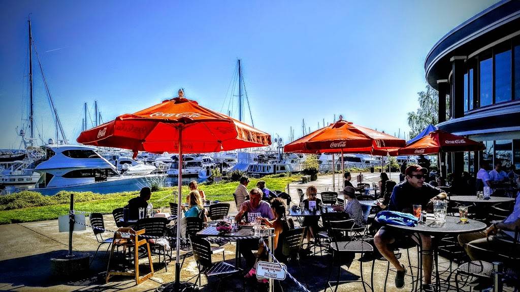 Maggie Bluffs | restaurant | 2601 W Marina Pl, Seattle, WA 98199, USA | 2062838322 OR +1 206-283-8322
