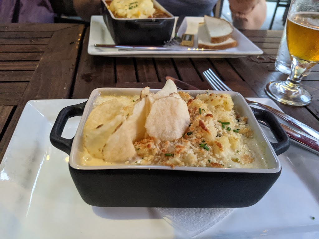 Kerryman Irish Bar & Restaurant | restaurant | 661 N Clark St, Chicago, IL 60654, USA | 3123358121 OR +1 312-335-8121