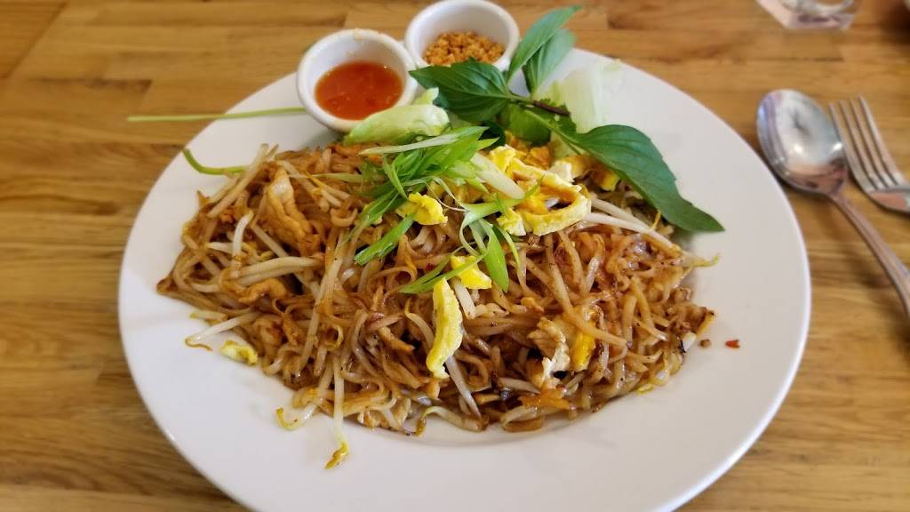 Khao Hom Thai Restaurant Minneapolis | restaurant | 2411 Central Ave NE, Minneapolis, MN 55418, USA | 6127884000 OR +1 612-788-4000