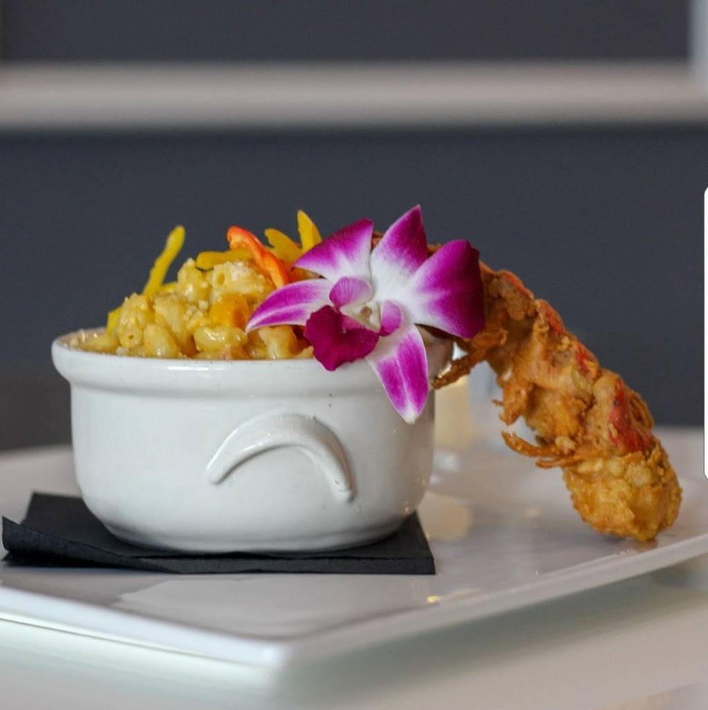 La Perle Restaurant & Bar | restaurant | 15 Bank St, Stamford, CT 06901, USA | 2033888600 OR +1 203-388-8600