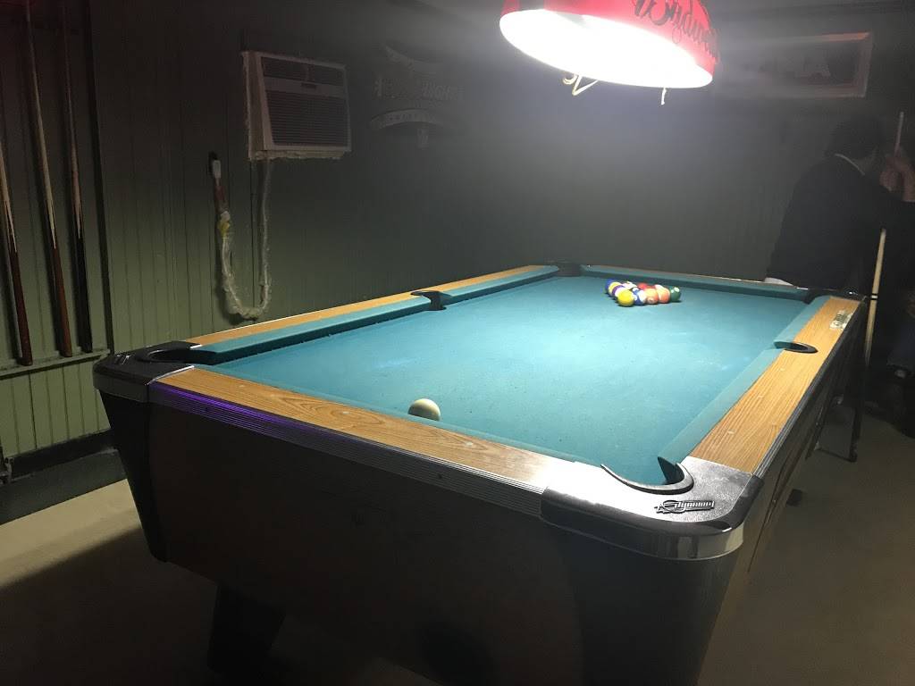 Apple Bar and Grill | restaurant | 3502 Walnut St, Harrisburg, PA 17109, USA | 7173179967 OR +1 717-317-9967