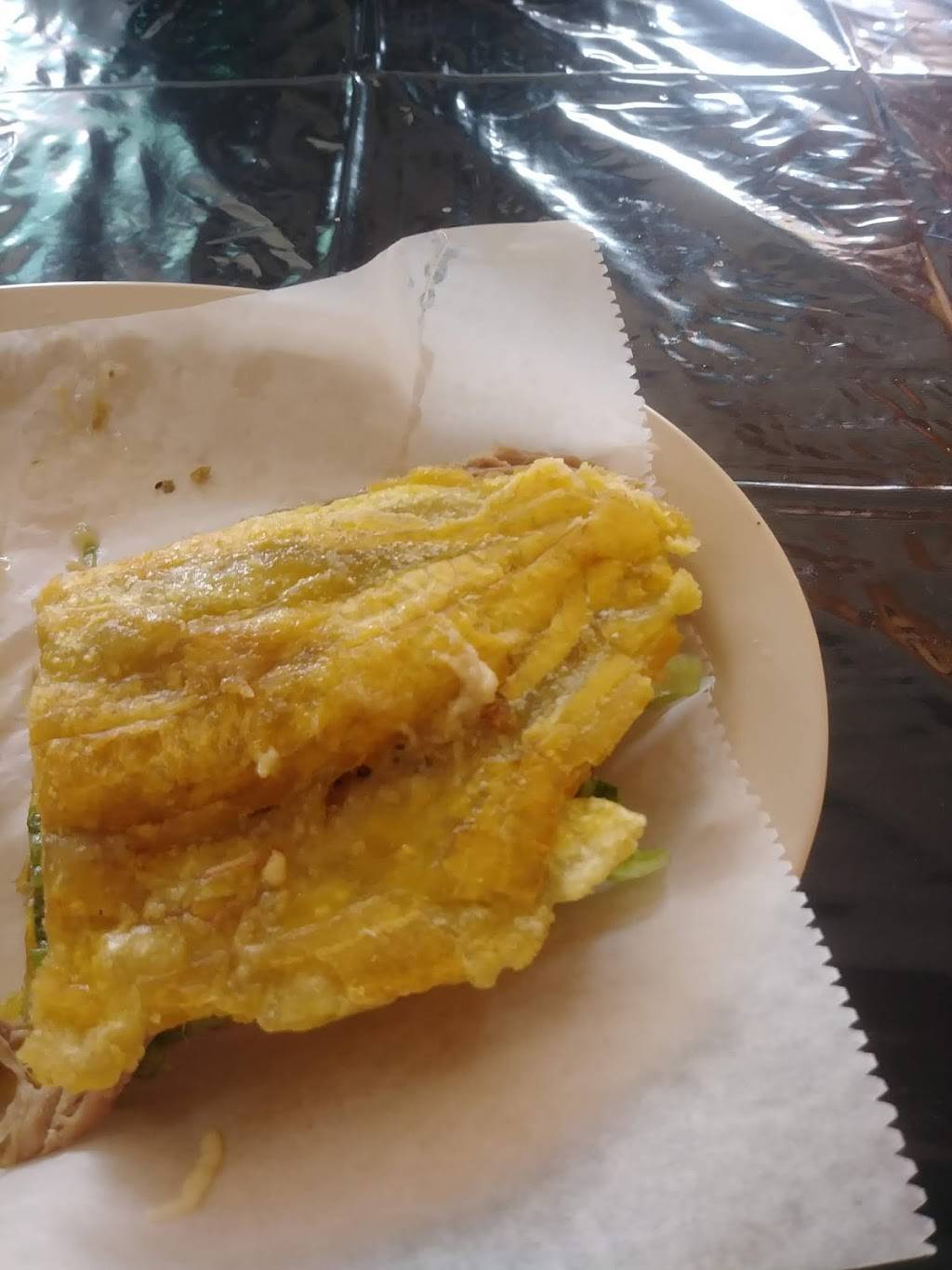 Cousins Grill | restaurant | 4612 W Diversey Ave # A, Chicago, IL 60639, USA | 7732057619 OR +1 773-205-7619