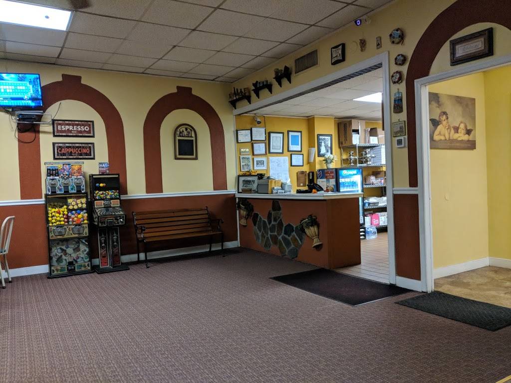 Pinos Pizza #2 | restaurant | 314 W Main St, Waverly, VA 23890, USA | 8048348880 OR +1 804-834-8880