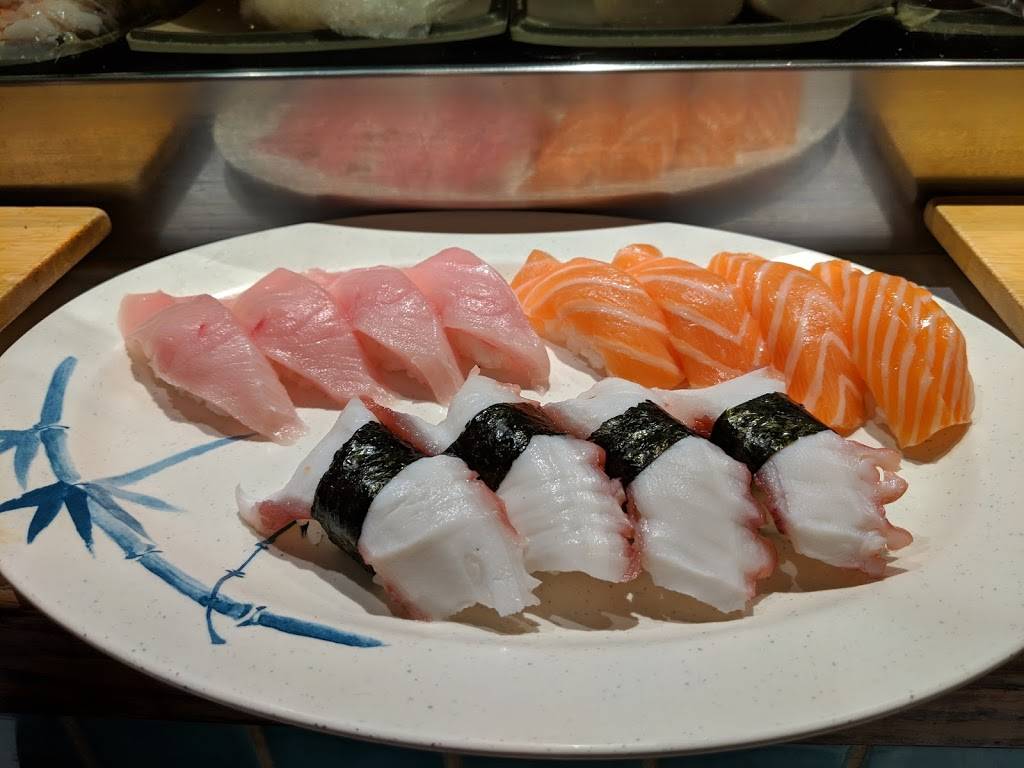 Minato Sushi | restaurant | 23505 El Toro Rd, Lake Forest, CA 92630, USA | 9494724547 OR +1 949-472-4547