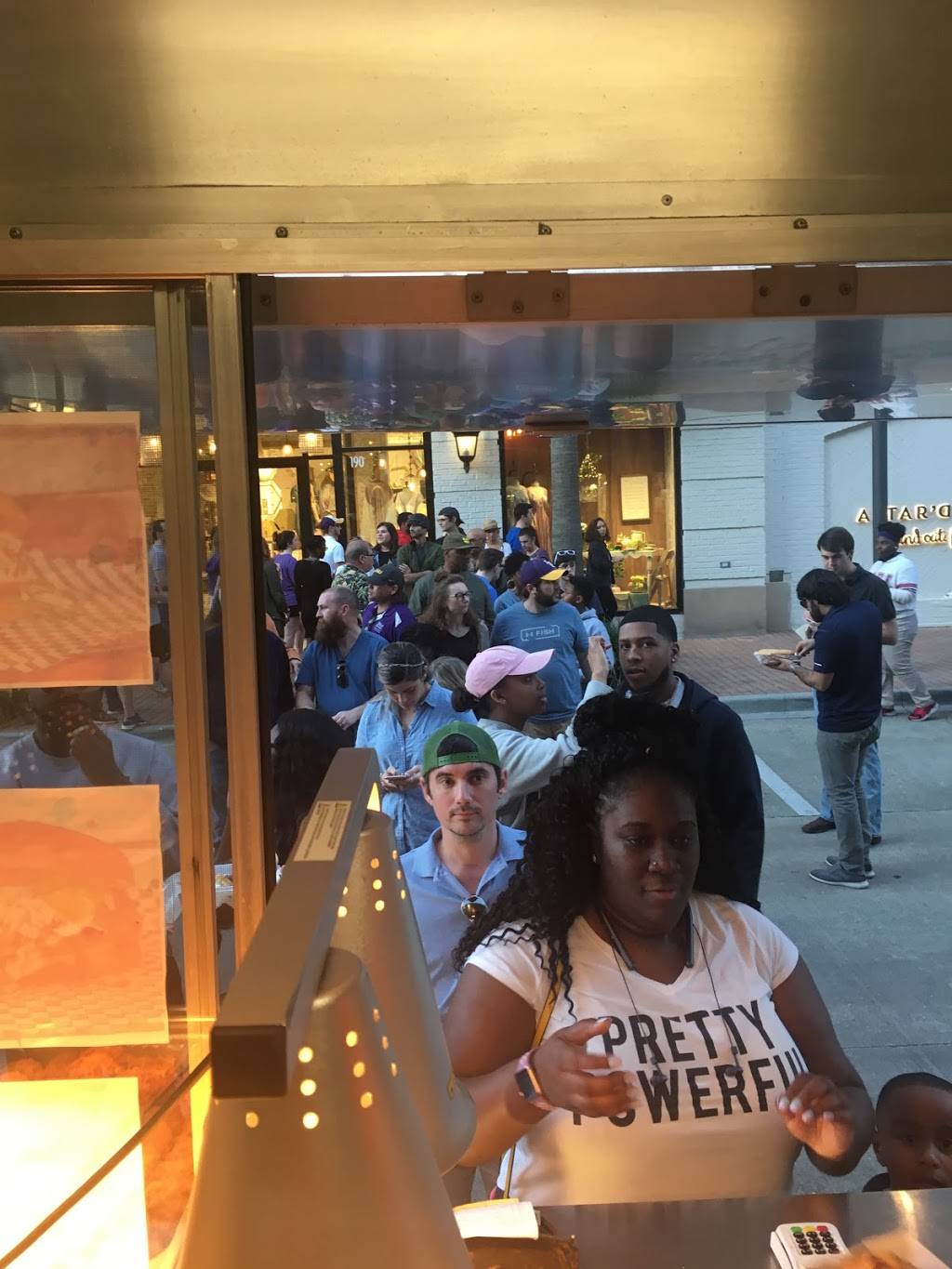 Rouge A Rouxs | restaurant | 10213 W Robert Wilson Rd, Gonzales, LA 70737, USA | 2253043685 OR +1 225-304-3685