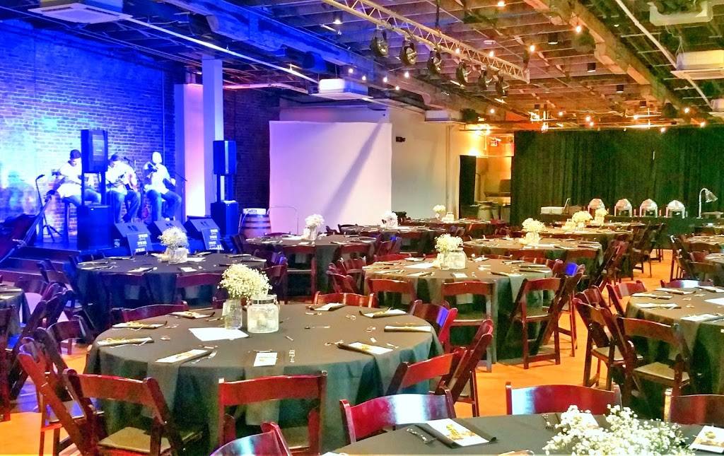 Acme Feed & Seed | restaurant | 101 Broadway, Nashville, TN 37201, USA | 6159150888 OR +1 615-915-0888