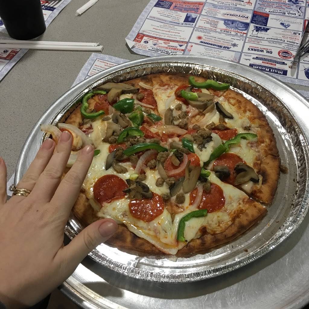 Marios Italian Eatery | restaurant | 314 E Main St, Frostburg, MD 21532, USA | 3016871035 OR +1 301-687-1035