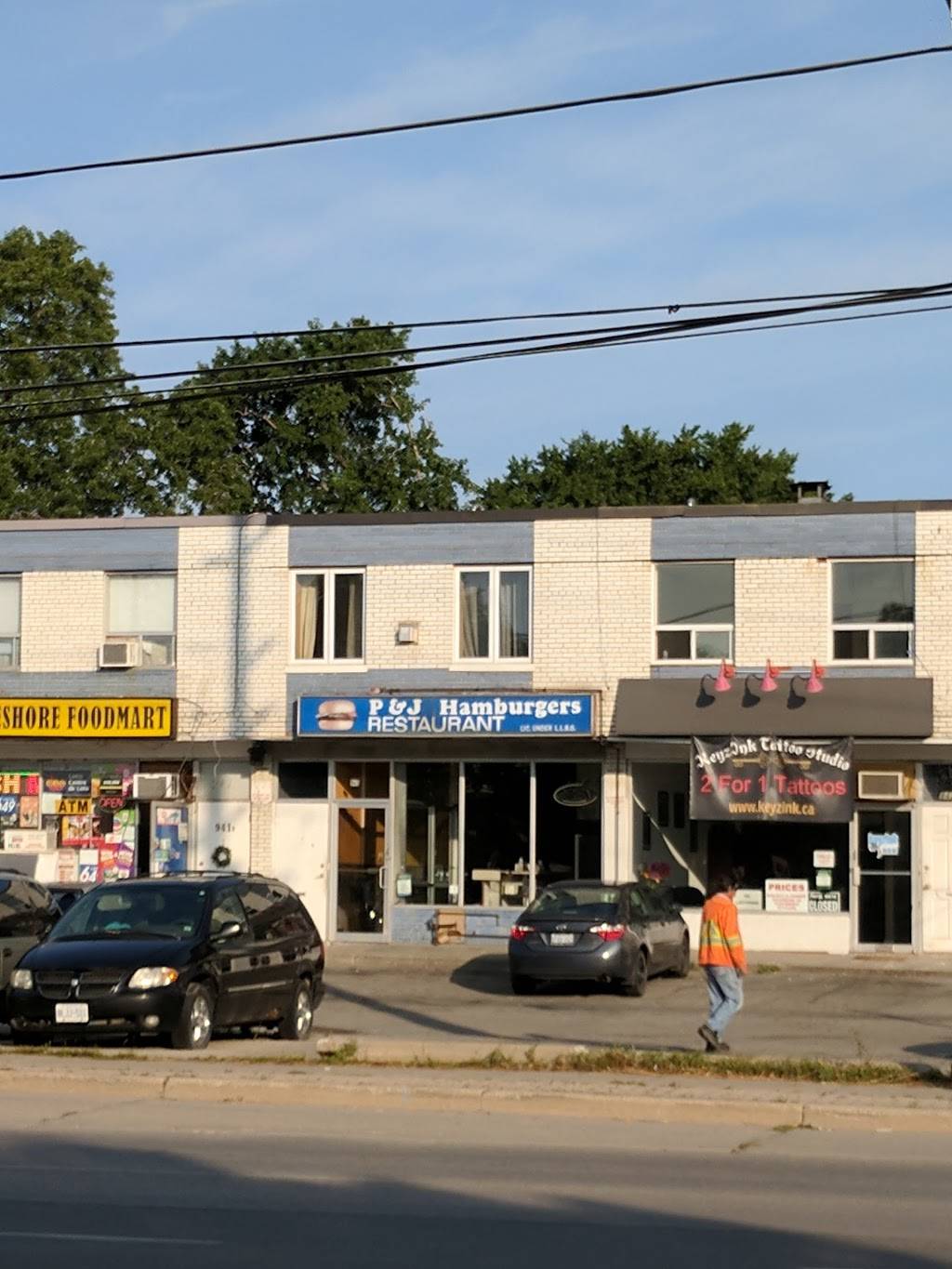 P & J Hamburgers | restaurant | 943 Lakeshore Rd E, Mississauga, ON L5E 1E3, Canada | 9052789278 OR +1 905-278-9278