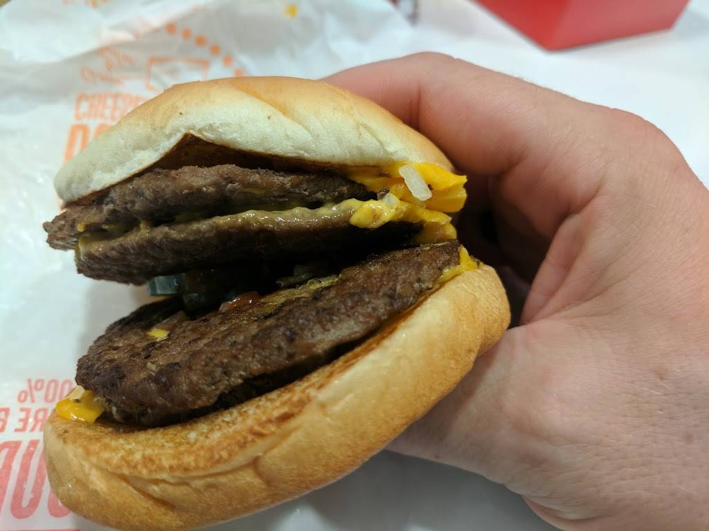 McDonalds | cafe | 6815 Valley Way, Jurupa Valley, CA 92509, USA | 9513603261 OR +1 951-360-3261