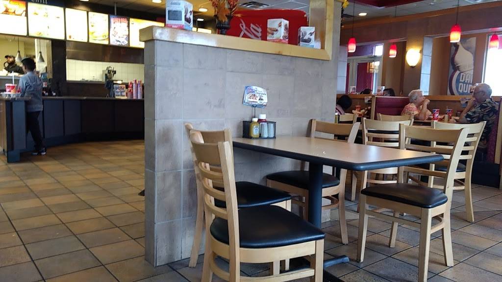 Dairy Queen Grill & Chill | restaurant | 2255 US Highway 27 North, Sebring, FL 33870, USA | 8633854105 OR +1 863-385-4105