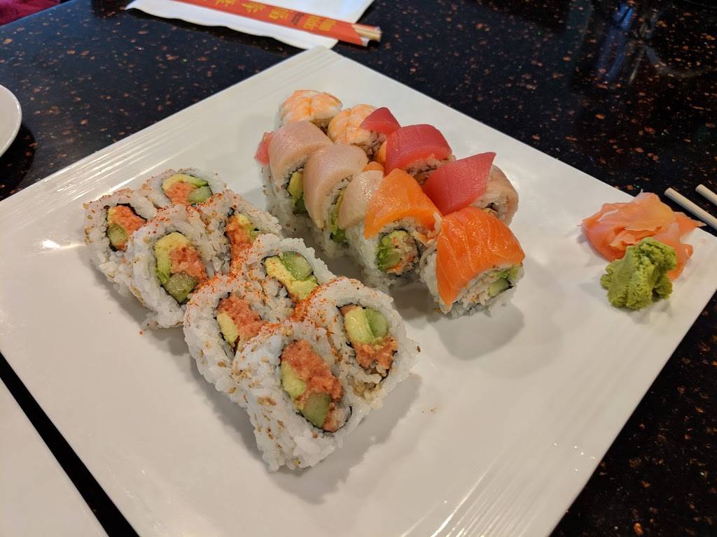 Sushiholic | restaurant | 11619 Bandera Rd, San Antonio, TX 78250, USA | 2105238888 OR +1 210-523-8888