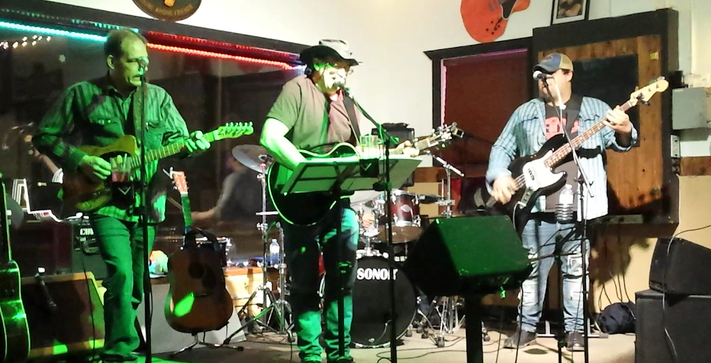 Cheerz Pub and Grill | restaurant | 159 Dundas St E, Trenton, ON K8V 1L5, Canada | 6133944407 OR +1 613-394-4407