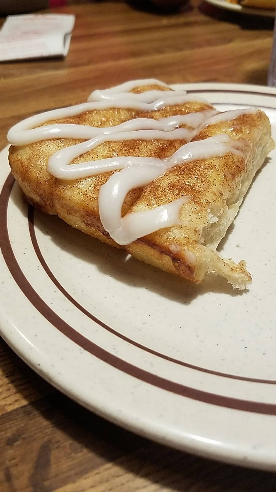 Pizza Hut | restaurant | 550 8th Ave, Monroe, WI 53566, USA | 6083253001 OR +1 608-325-3001