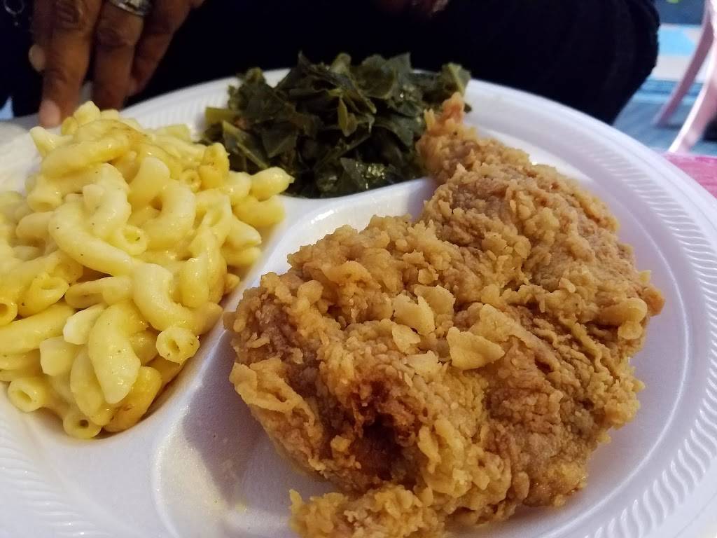 Martha Lous Kitchen | restaurant | 1068 Morrison Dr, Charleston, SC 29403, USA | 8435779583 OR +1 843-577-9583