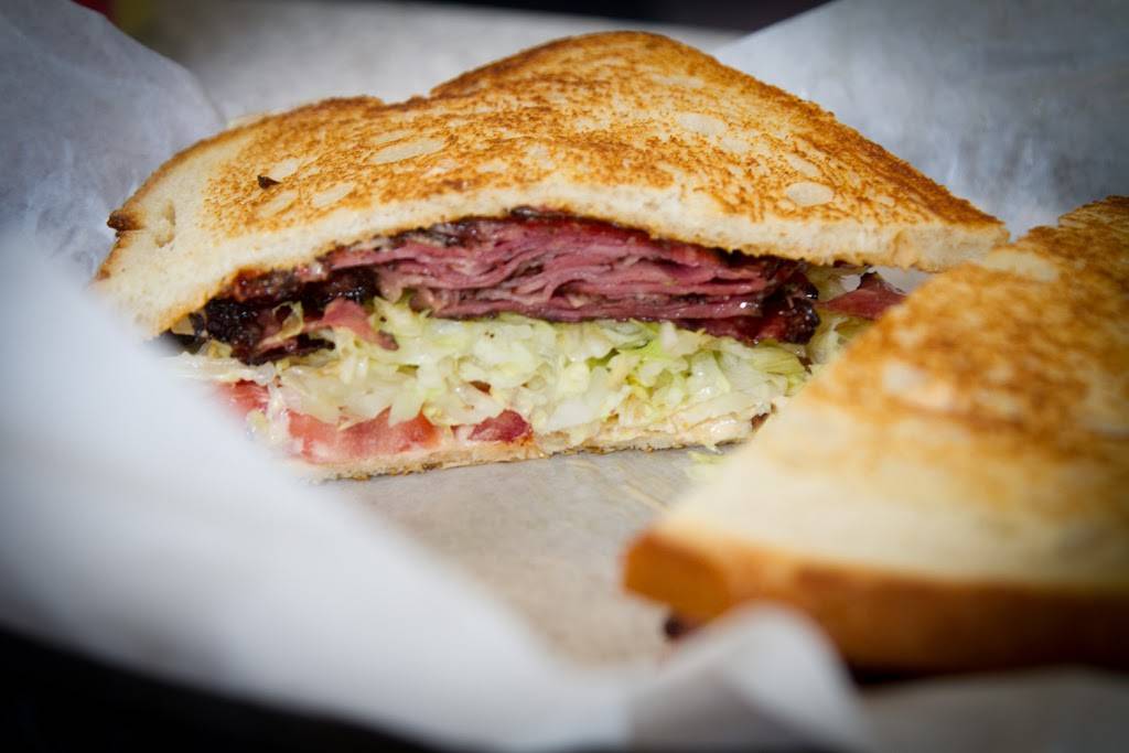 Nortons Deli | restaurant | 18 W Figueroa St, Santa Barbara, CA 93101, USA | 8059653210 OR +1 805-965-3210