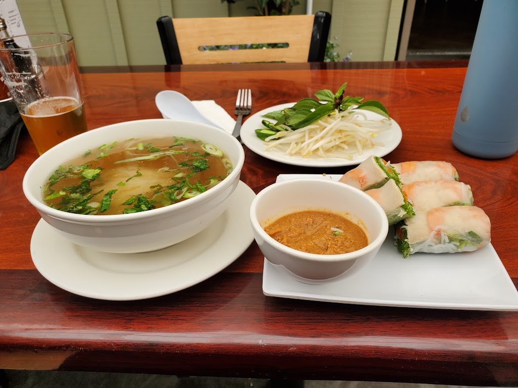 Miss Saigon Pho and Bar | restaurant | 920 N State St, Ukiah, CA 95482, USA | 7076219055 OR +1 707-621-9055