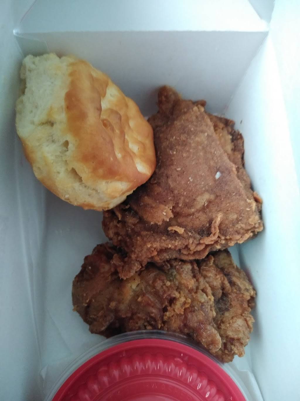 KFC | restaurant | 2687 Zelda Rd, Montgomery, AL 36107, USA | 3342715773 OR +1 334-271-5773