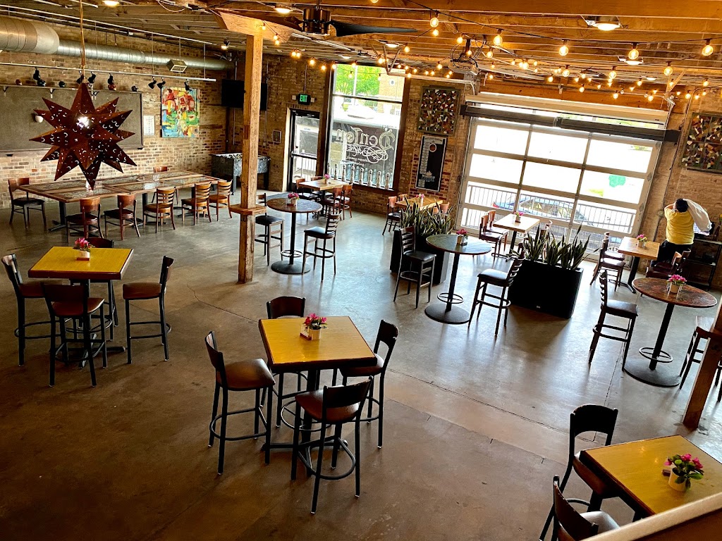 Wild Cactus Cantina & Grill | restaurant | 110 W Mulberry St, Denton, TX 76201, USA | 9408081568 OR +1 940-808-1568