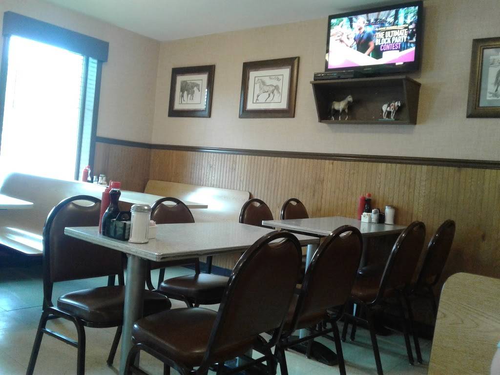 Debbies Diner | restaurant | 2597 NY-31, Canastota, NY 13032, USA | 3156977776 OR +1 315-697-7776