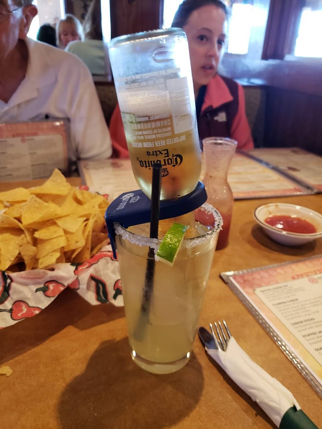 Mexican Fiesta Express | restaurant | 10051 E Highland Rd, Howell, MI 48843, USA | 8106329365 OR +1 810-632-9365