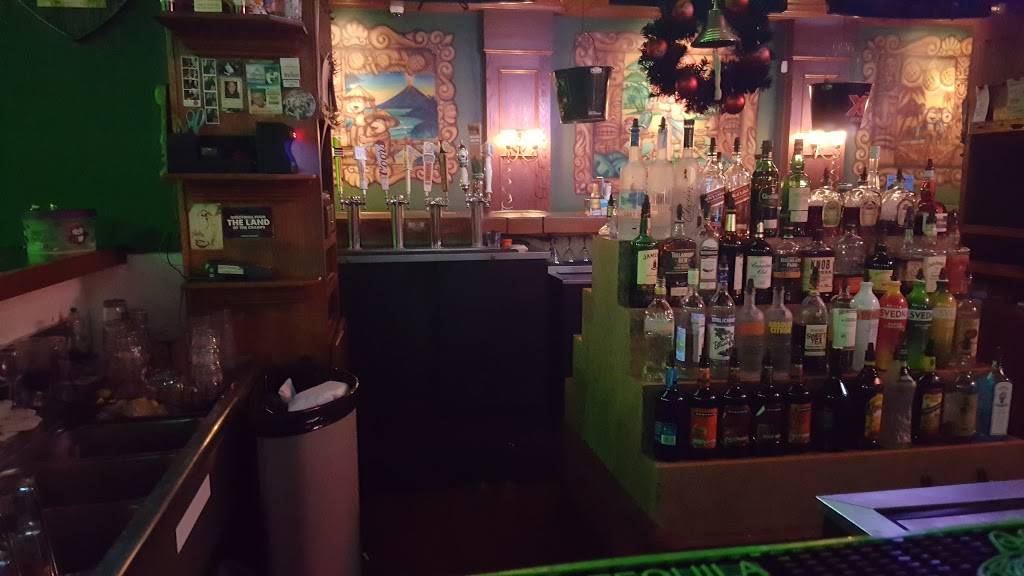 Marlin Bar & Grill | restaurant | 5874 Edinger Ave, Huntington Beach, CA 92649, USA | 7148611465 OR +1 714-861-1465