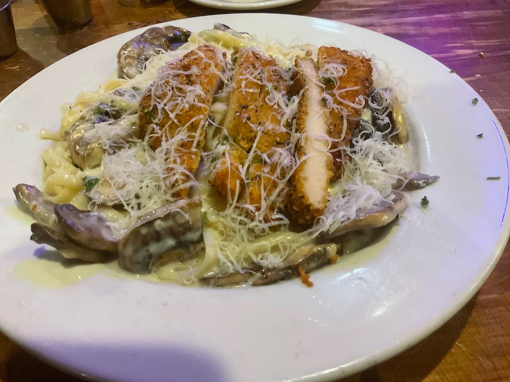 Johnny Carinos | restaurant | 4330 Kell W Blvd, Wichita Falls, TX 76309, USA | 9406918900 OR +1 940-691-8900