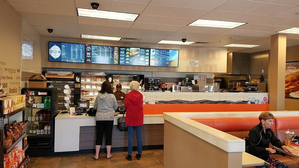 Dunkin | bakery | 2736 Brownwood Blvd, The Villages, FL 32163, USA | 3526892007 OR +1 352-689-2007