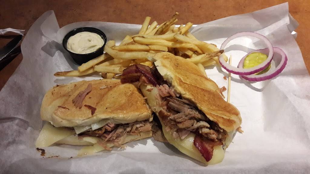 Buffalo Wild Wings | meal takeaway | 1765 Shedeck Pkwy, Yukon, OK 73099, USA | 4052651944 OR +1 405-265-1944