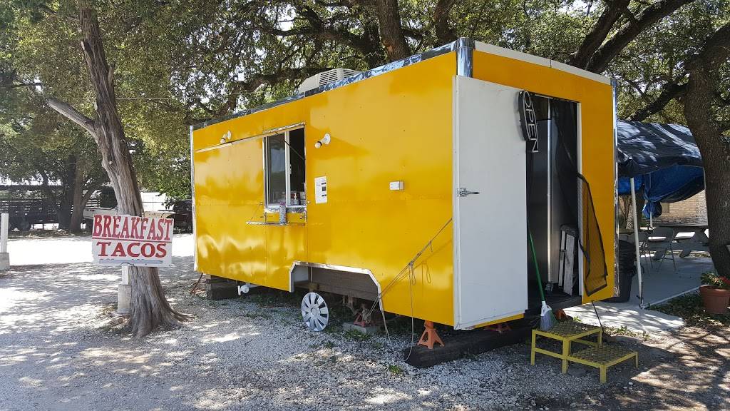 Tacos Y Tortas Marus | restaurant | 10910 N FM 620, Austin, TX 78726, USA | 5129058792 OR +1 512-905-8792