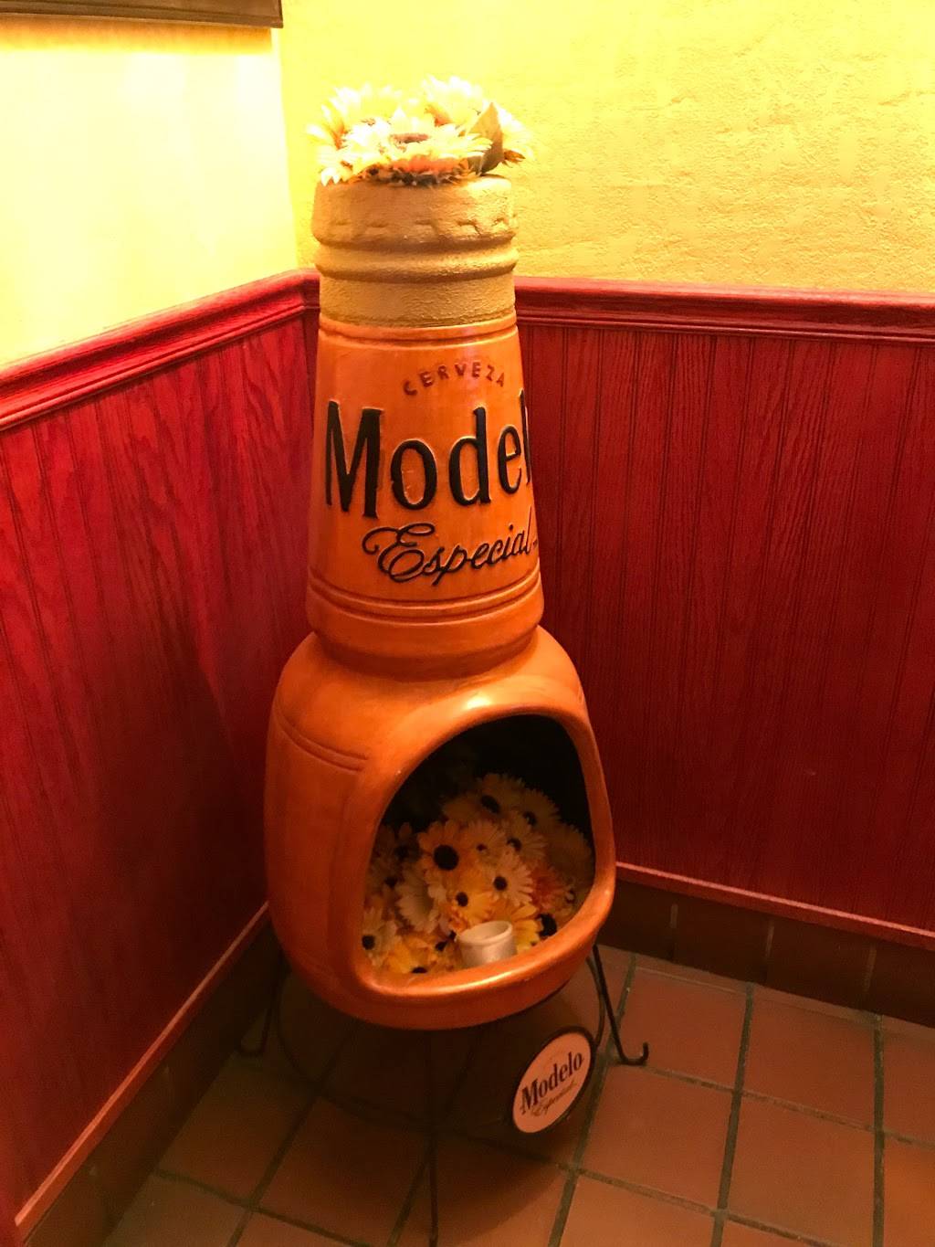 La Mex Fine Mexican Cuisine | restaurant | 115 E Jackson St, Morris, IL 60450, USA | 8159411075 OR +1 815-941-1075