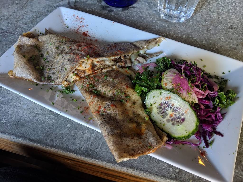 Alpin Bistro | cafe | 15 SW 2nd St, Gainesville, FL 32601, USA | 3522042873 OR +1 352-204-2873