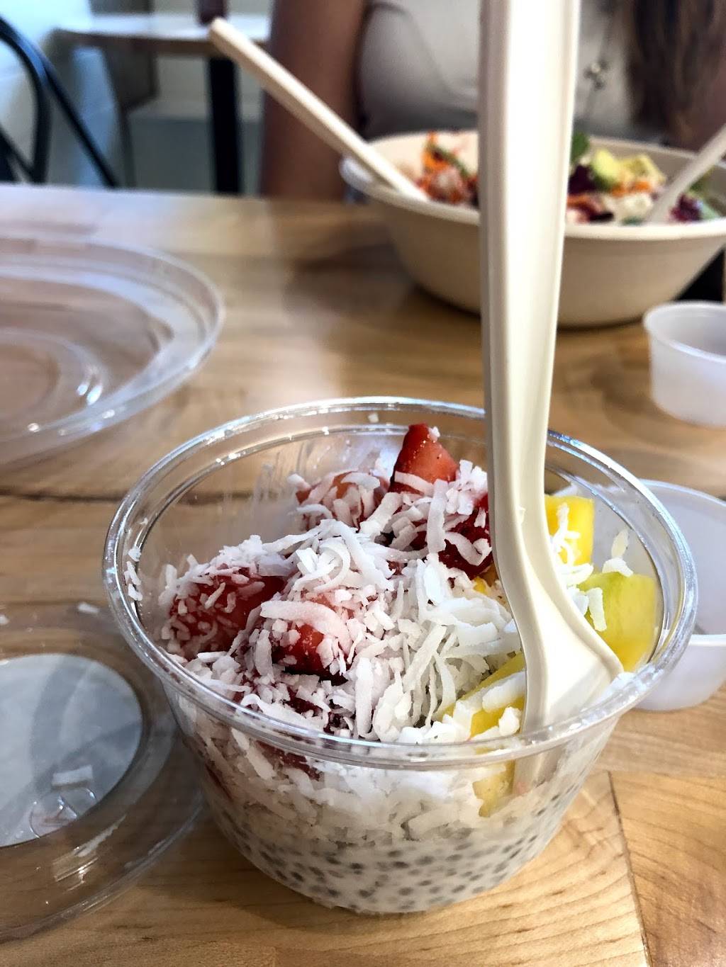 Freshii | restaurant | 354 W 5th St, Fort Worth, TX 76102, USA | 8172031035 OR +1 817-203-1035