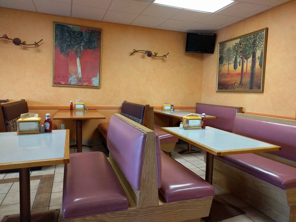 Nicks Pizza | meal takeaway | 2862, 655 State Rd, Westport, MA 02790, USA | 5086748440 OR +1 508-674-8440