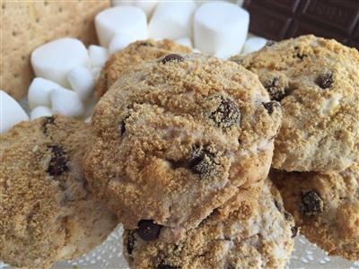 Moon Rocks Gourmet Cookies | bakery | 2518 Whitney Ave unit d, Hamden, CT 06518, USA | 2034044964 OR +1 203-404-4964