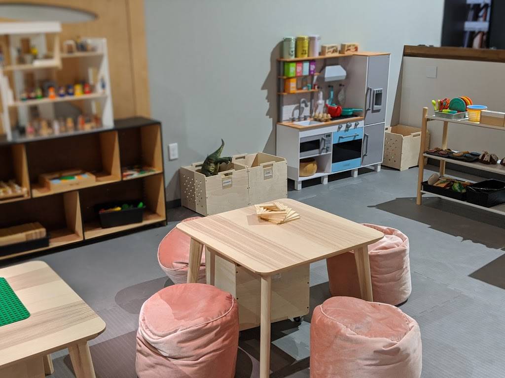 Social Play Haus | cafe | 200 Express St Suite 100, Plainview, NY 11803, USA | 5162006444 OR +1 516-200-6444