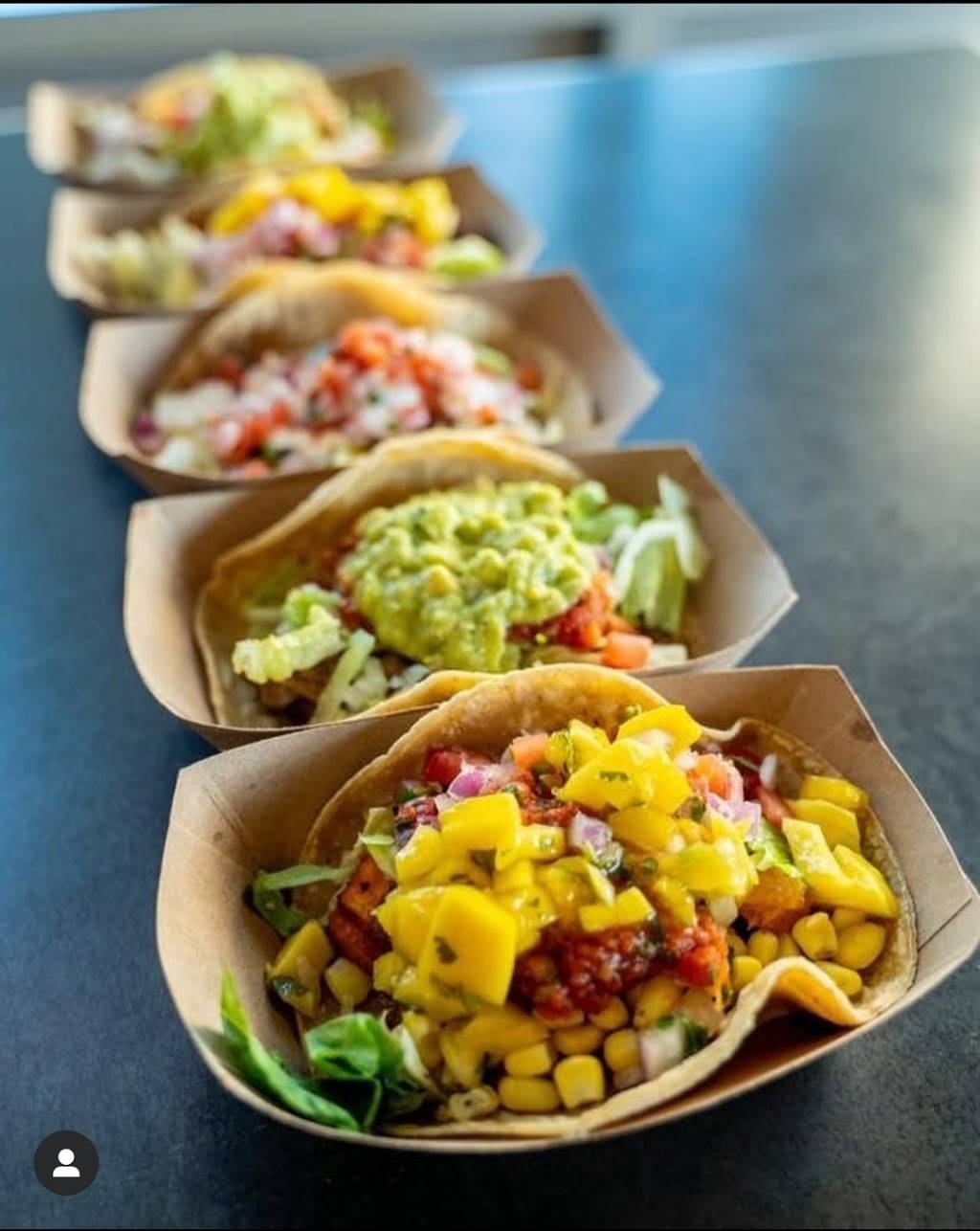 Right Coast Taqueria | restaurant | 960 Main St, Holbrook, NY 11741, USA | 6319338226 OR +1 631-933-8226