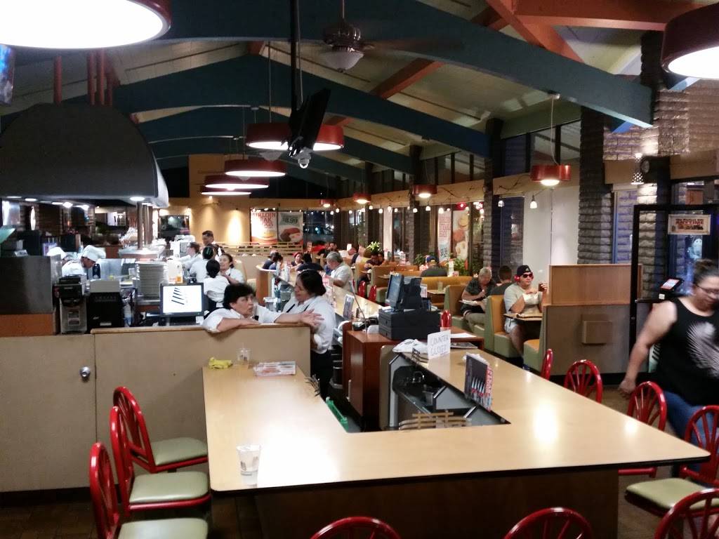 NORMS Restaurant | restaurant | 13640 Sherman Way, Van Nuys, CA 91405, USA | 8187805060 OR +1 818-780-5060