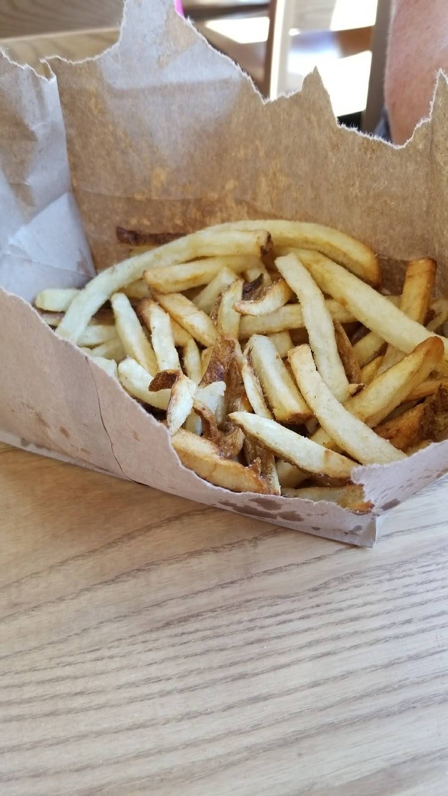 Five Guys | meal takeaway | 2140 Daniels St, Manteca, CA 95337, USA | 2099236106 OR +1 209-923-6106